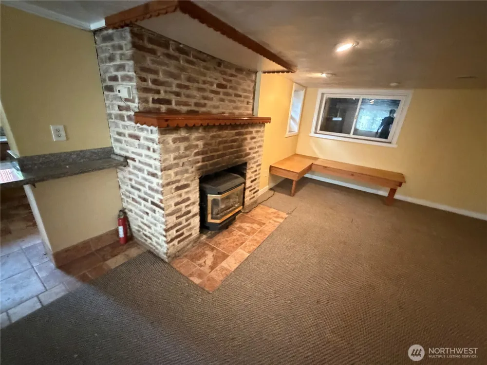 11334 Corliss Avenue Seattle, WA 98133