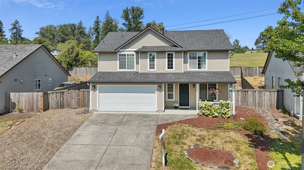 1601 E 4th Way La Center, WA 98629