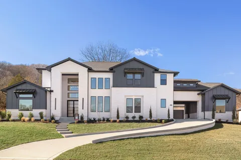 1835 Dartmouth Drive