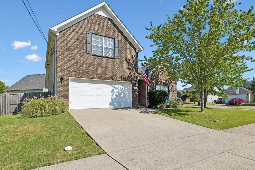 1141 Shire Dr Antioch, TN 37013