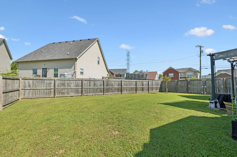 1141 Shire Dr Antioch, TN 37013