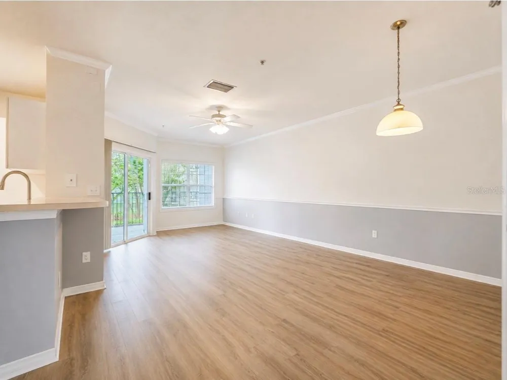 3589 CONROY ROAD #1023 Orlando, FL 32839