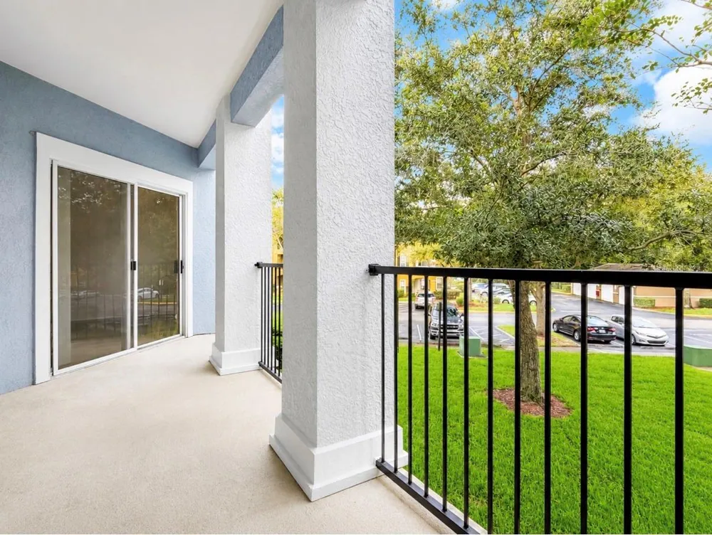 3589 CONROY ROAD #1023 Orlando, FL 32839