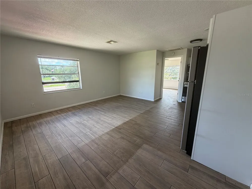 2305 K-VILLE AVE Auburndale, FL 33823