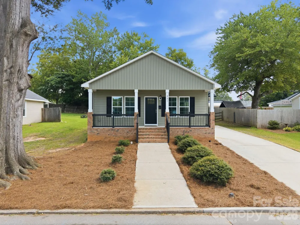 221 York Avenue Kannapolis, NC 28083