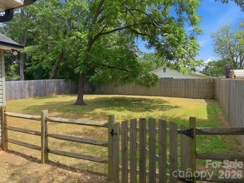 221 York Avenue Kannapolis, NC 28083