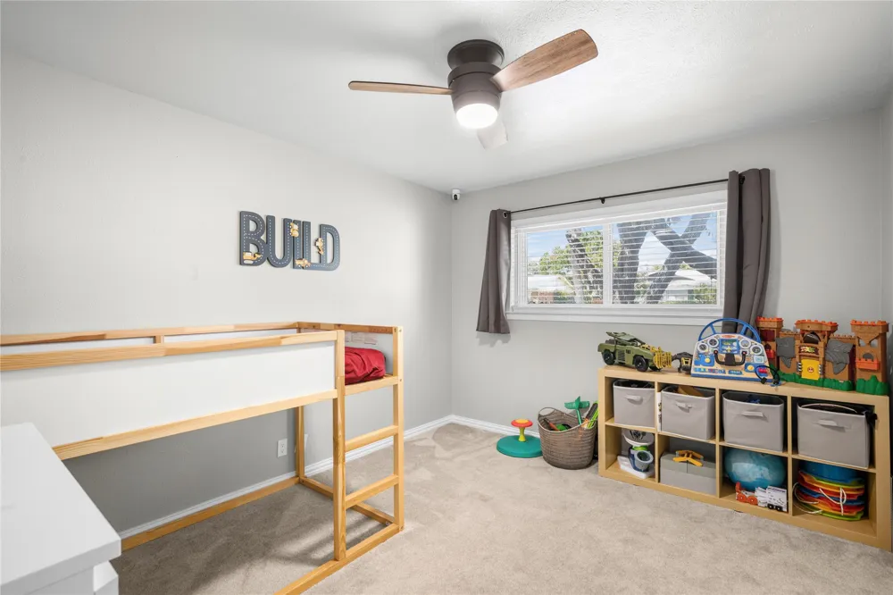 213 Wilshire Drive Euless, TX 76040