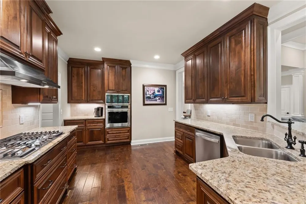 4466 Park Royal Drive Flowery Branch, GA 30542