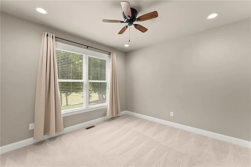 4466 Park Royal Drive Flowery Branch, GA 30542