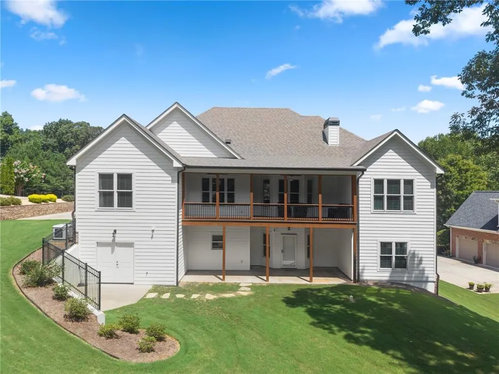 4466 Park Royal Drive Flowery Branch, GA 30542