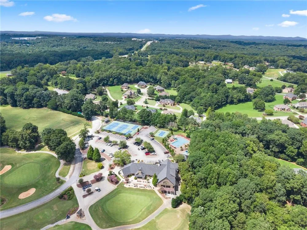 4466 Park Royal Drive Flowery Branch, GA 30542