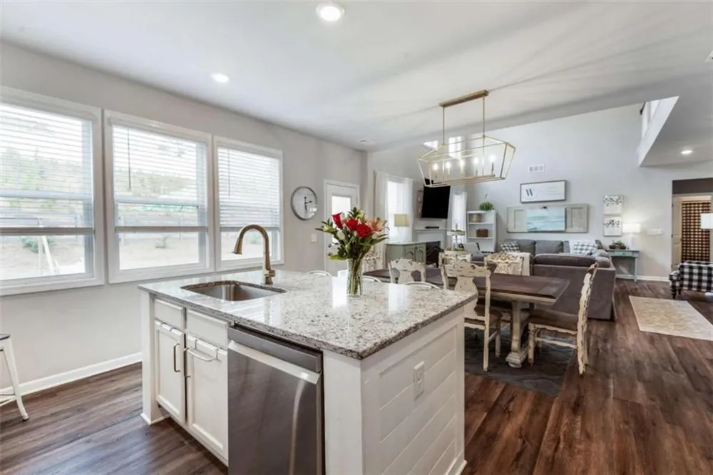 929 Daylilly Hill Bremen, GA 30110
