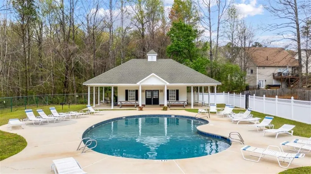 929 Daylilly Hill Bremen, GA 30110