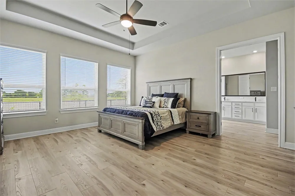 2131 Tioga View Drive Rosharon, TX 77583