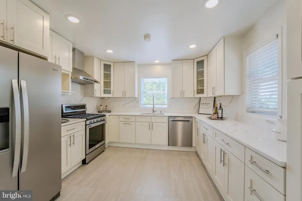 4031 18TH STREET S Arlington, VA 22204
