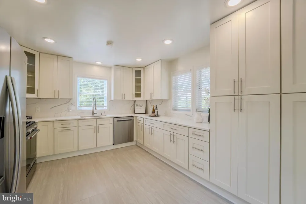 4031 18TH STREET S Arlington, VA 22204
