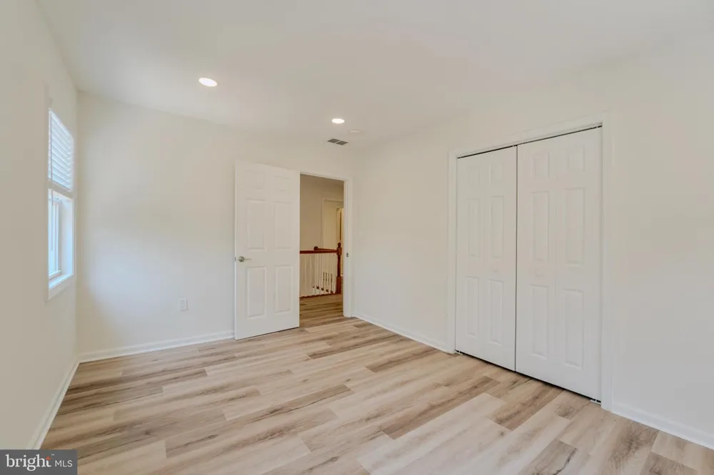 4031 18TH STREET S Arlington, VA 22204