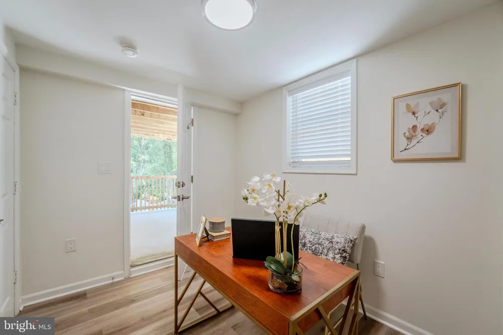 4031 18TH STREET S Arlington, VA 22204
