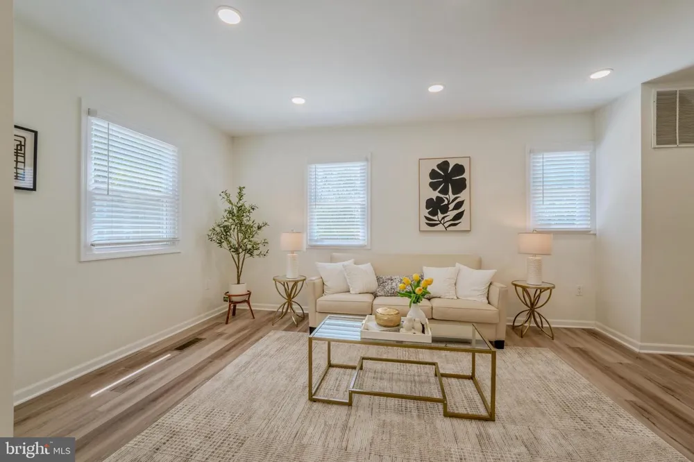 4031 18TH STREET S Arlington, VA 22204