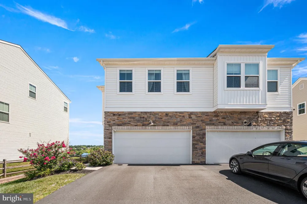 851 PECAN ROAD Spring City, PA 19475