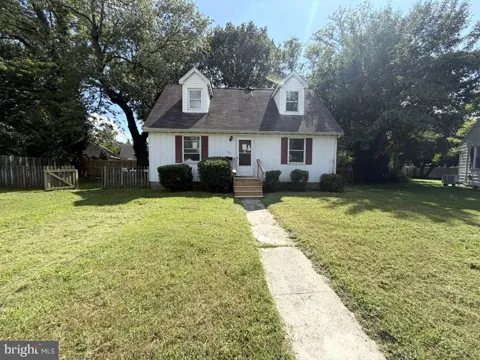 822 SPRINGFIELD CIRCLE