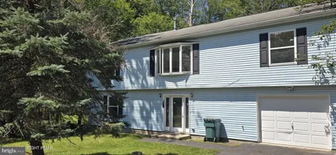 889 COUNTRY PLACE DRIVE