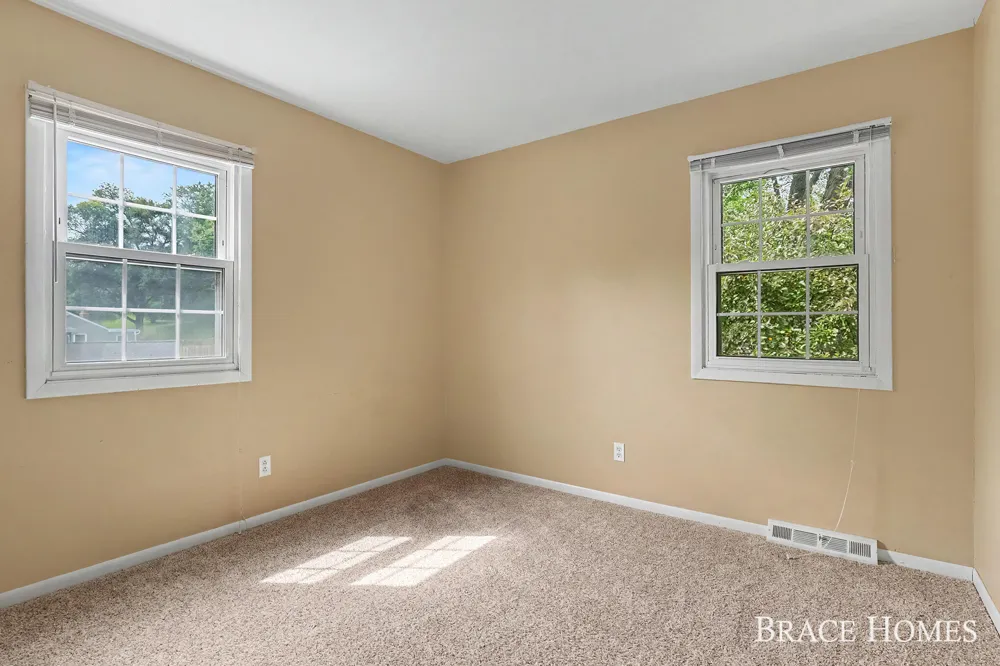 6197 Dunbarton Street SE Ada, MI 49301