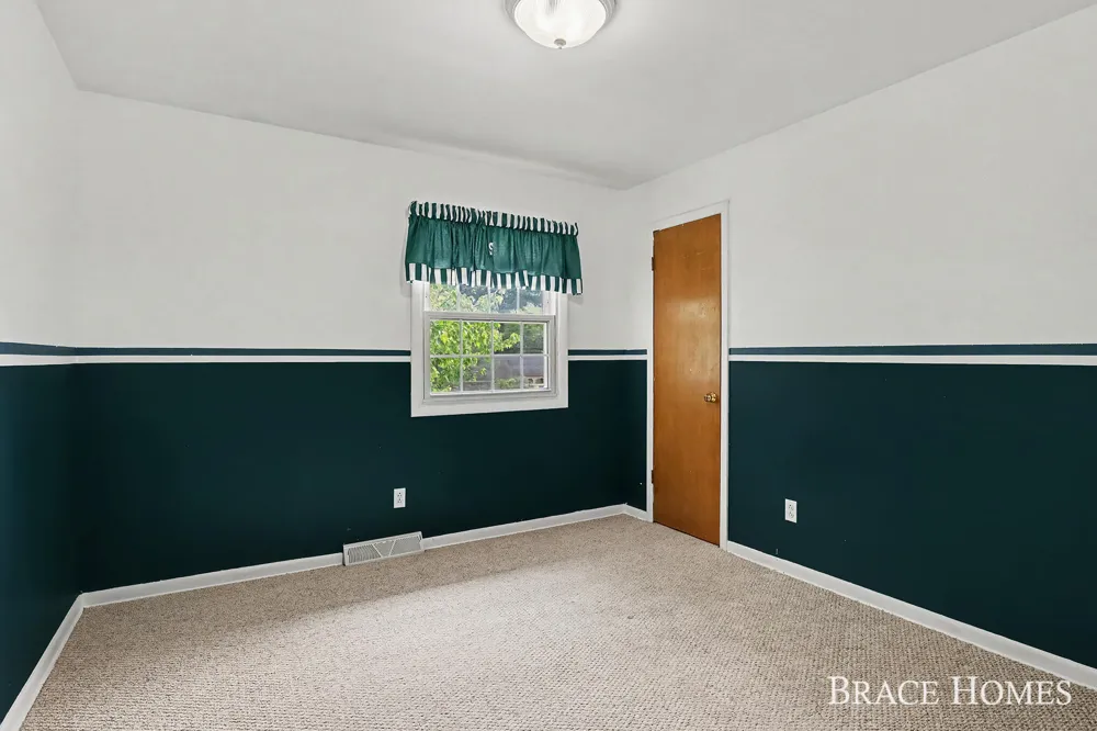 6197 Dunbarton Street SE Ada, MI 49301
