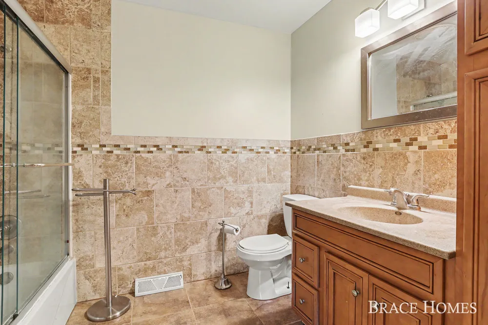 6197 Dunbarton Street SE Ada, MI 49301