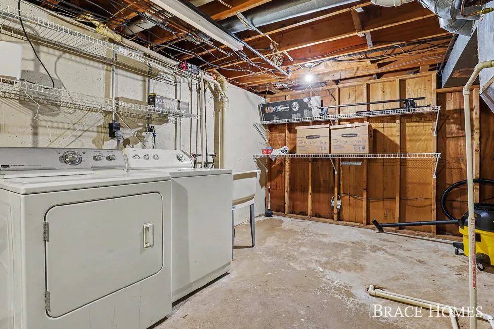 6197 Dunbarton Street SE Ada, MI 49301