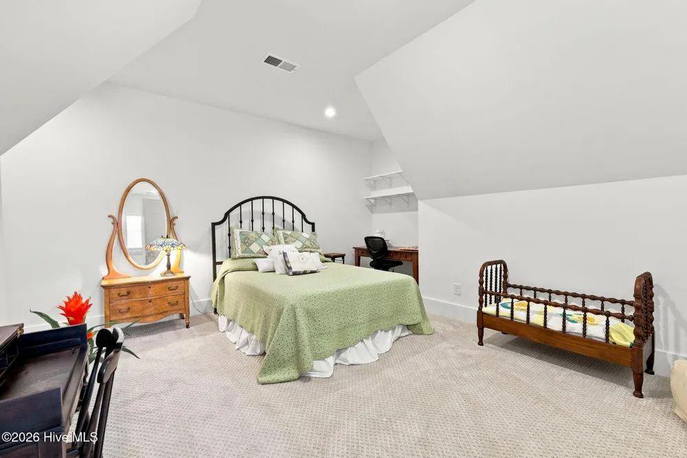 118 Cumberland Street Newport, NC 28570