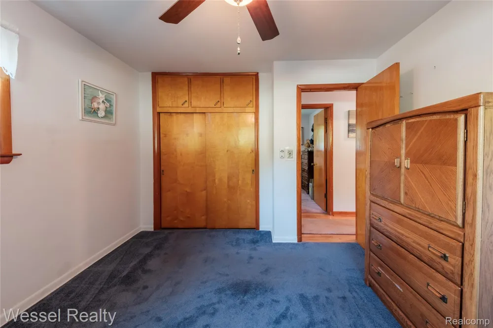 2546 Oakwood Drive Port Huron Charter Township, MI 48060