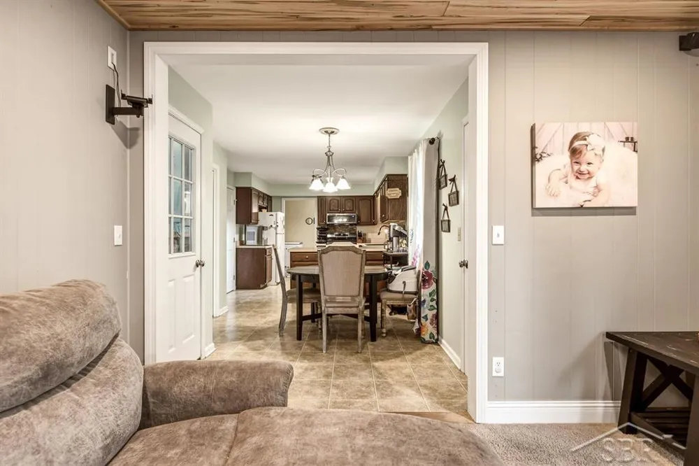 5105 Kentford Drive Saginaw Charter Township, MI 48638