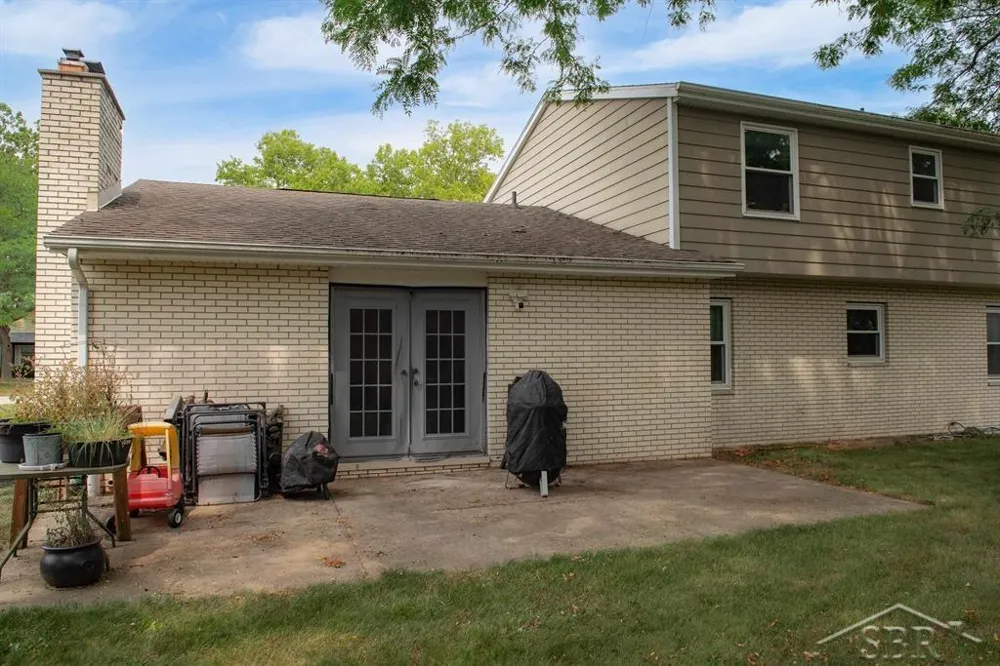 5105 Kentford Drive Saginaw Charter Township, MI 48638