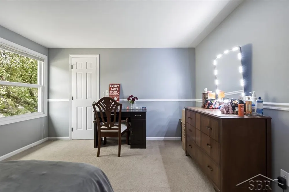5105 Kentford Drive Saginaw Charter Township, MI 48638