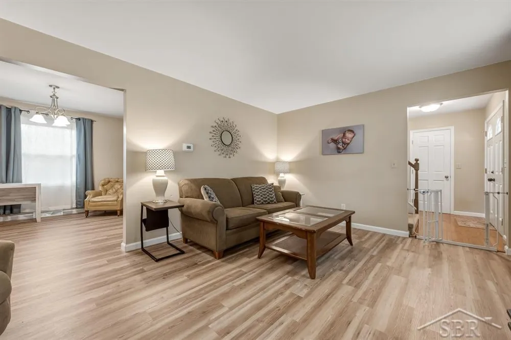 5105 Kentford Drive Saginaw Charter Township, MI 48638