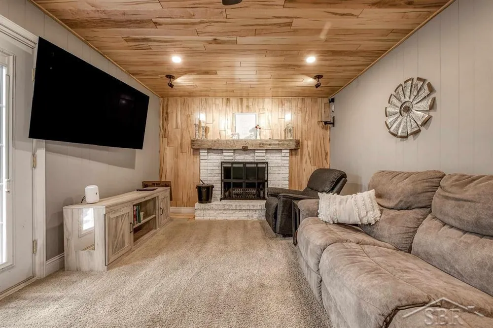 5105 Kentford Drive Saginaw Charter Township, MI 48638