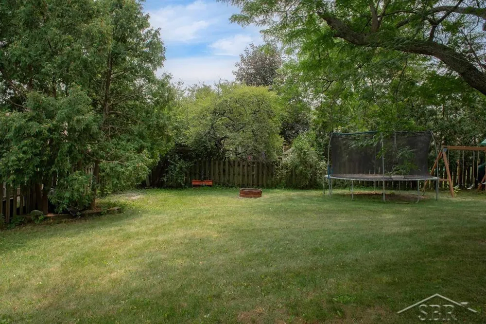 5105 Kentford Drive Saginaw Charter Township, MI 48638