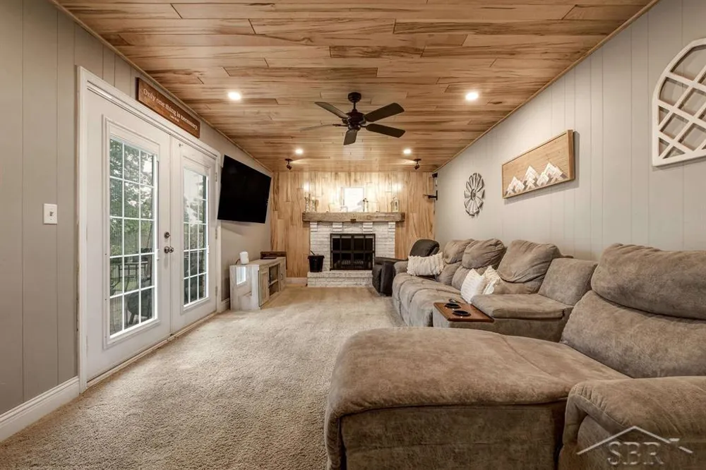 5105 Kentford Drive Saginaw Charter Township, MI 48638