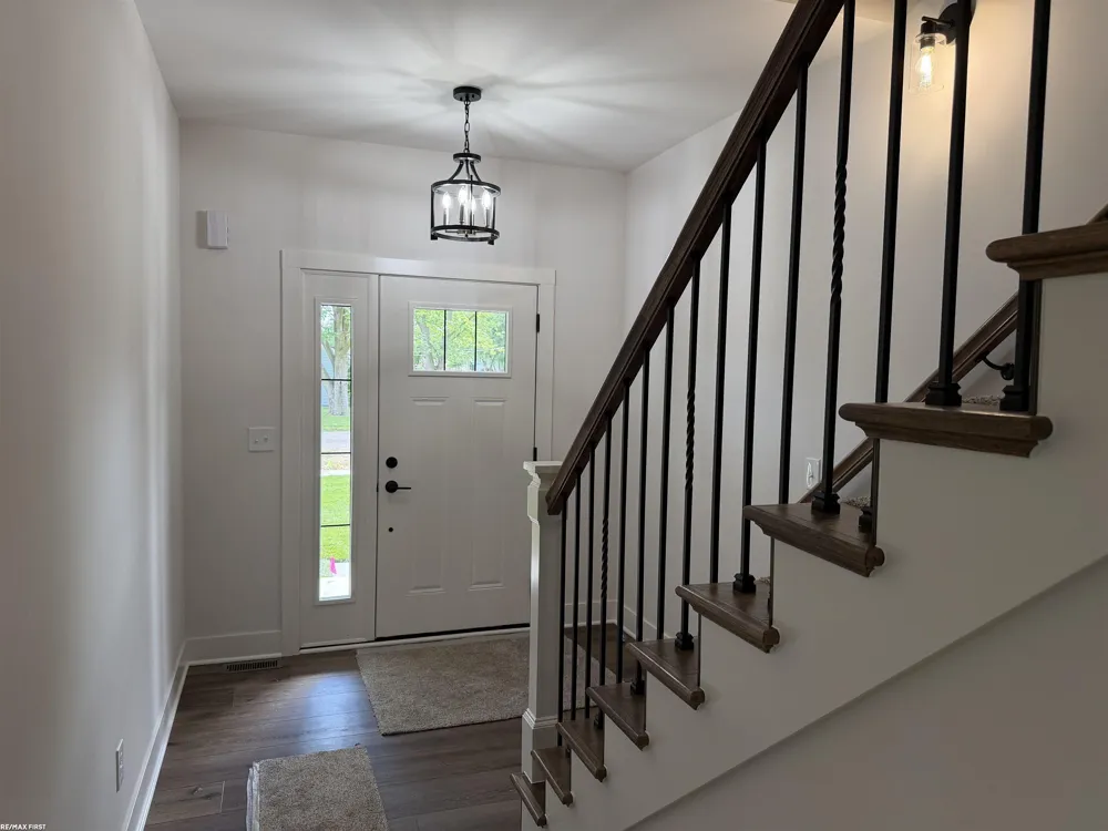 26827 Alma Street Chesterfield Township, MI 48051