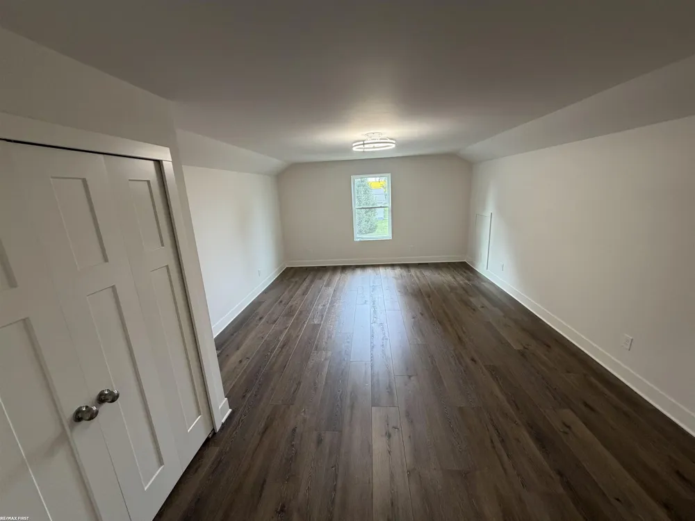 26827 Alma Street Chesterfield Township, MI 48051