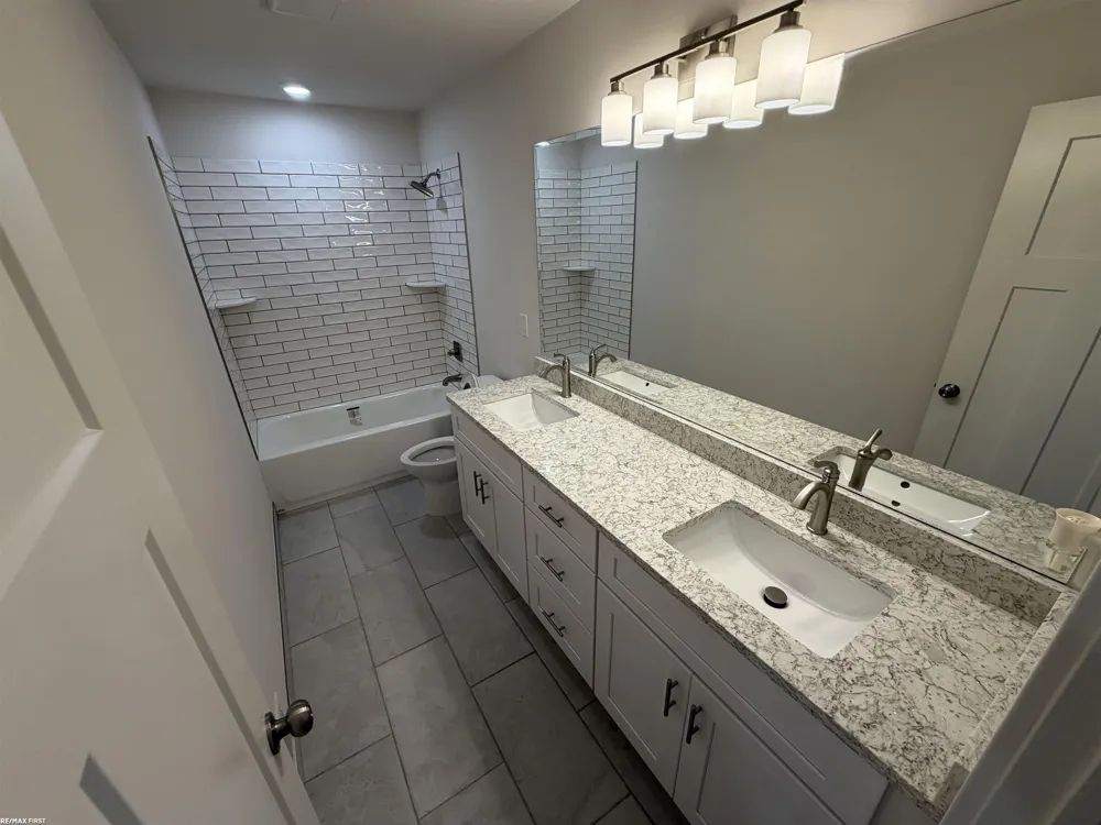 26827 Alma Street Chesterfield Township, MI 48051