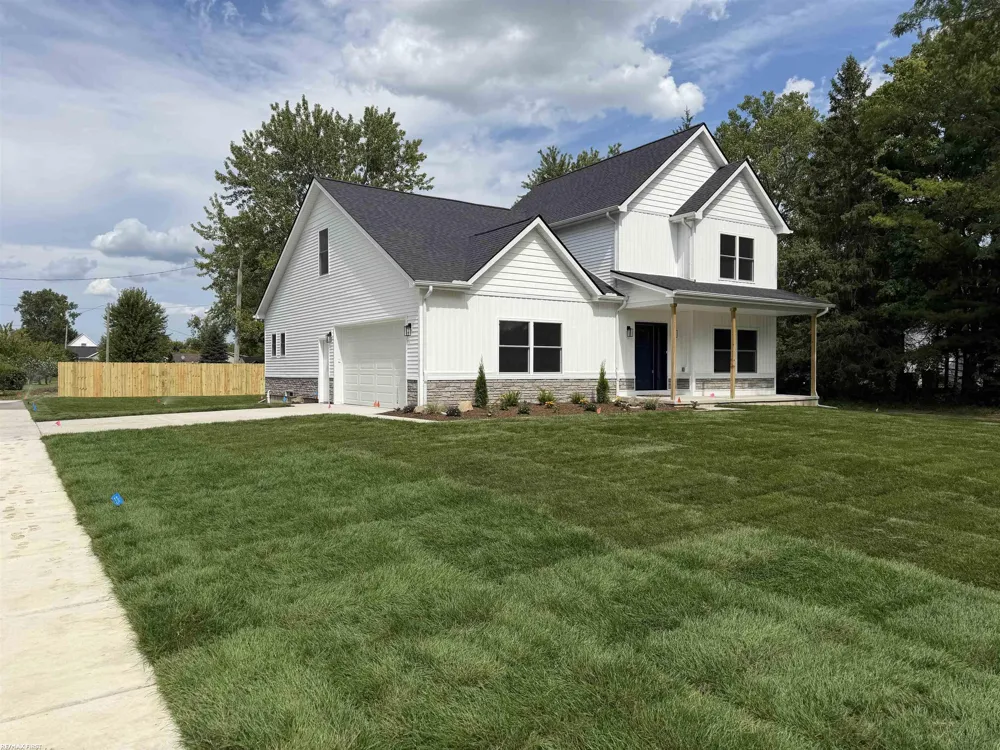 26827 Alma Street Chesterfield Township, MI 48051