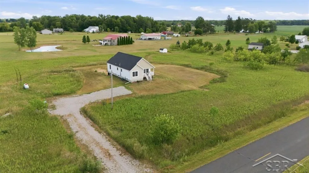 5070 Five Mile Road Hope Township, MI 48628