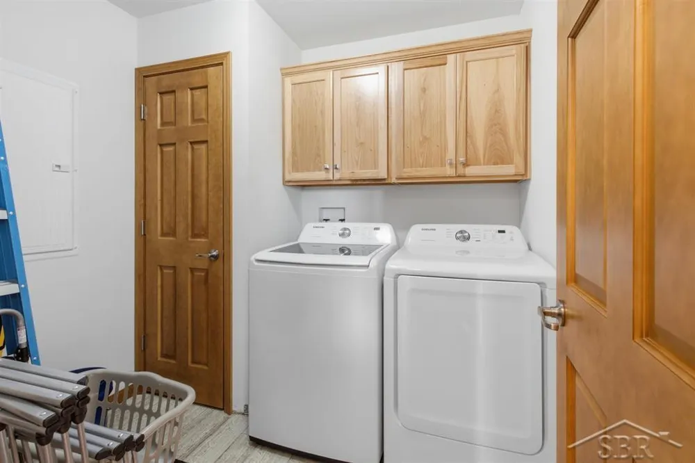 5070 Five Mile Road Hope Township, MI 48628