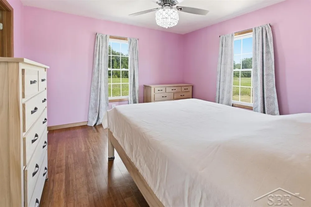 5070 Five Mile Road Hope Township, MI 48628