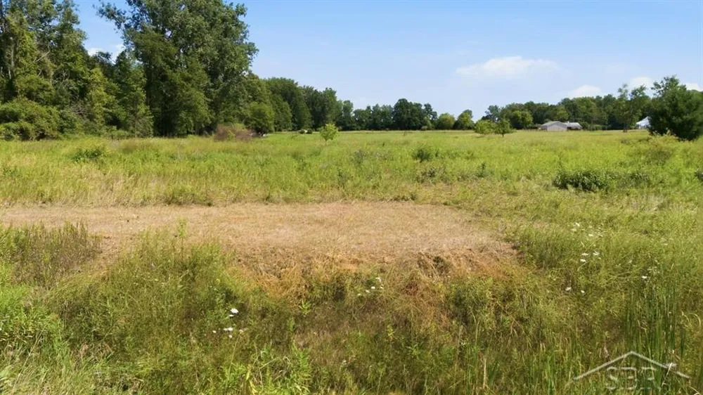 5070 Five Mile Road Hope Township, MI 48628