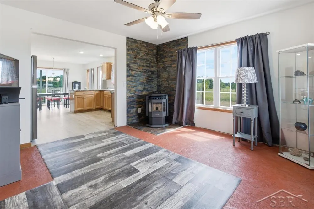 5070 Five Mile Road Hope Township, MI 48628