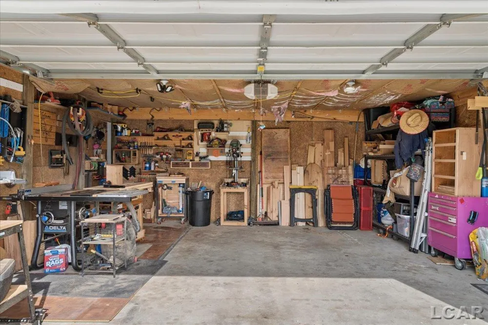 312 W Summit Street Adrian City, MI 49221