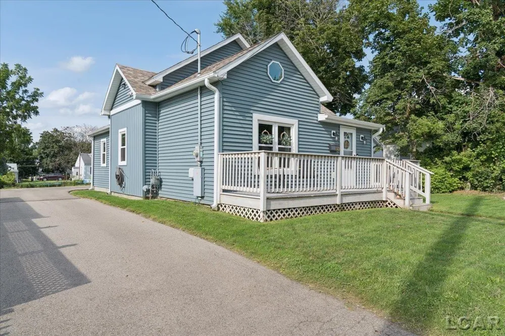 312 W Summit Street Adrian City, MI 49221
